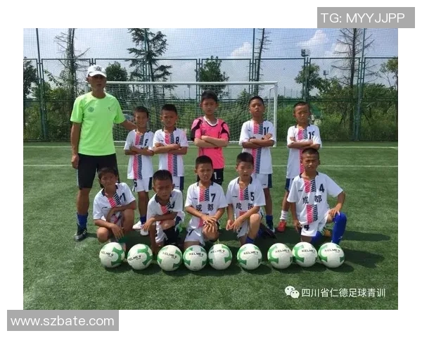 重庆足球队耐力训练的挑战与突破探讨